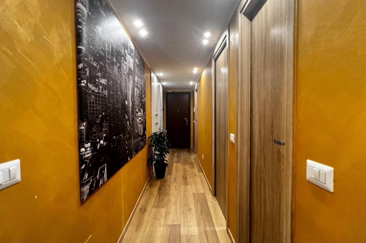 شقة Prestigioso Trilocale Sui Navigli Con A/C & Wi-Fi ميلان المظهر الخارجي الصورة